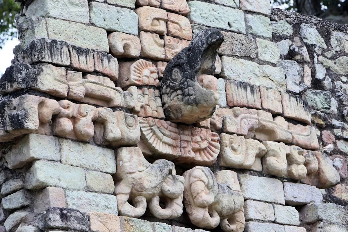El misterio del primer rey de Copán: nuevas pistas lo acercan a Teotihuacán